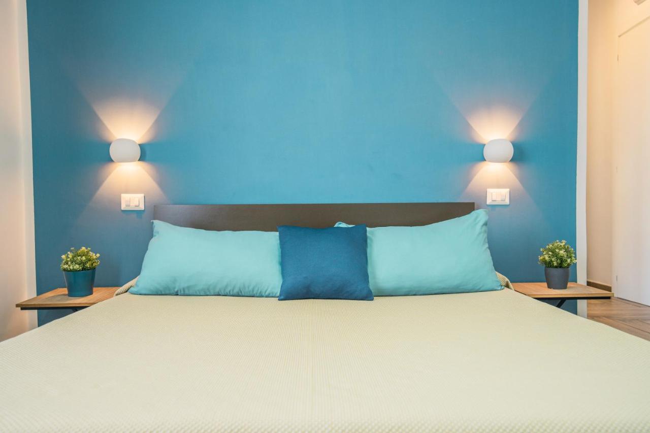 Hub Ferroviario - 12 Posti Letto Per Il Tuo Gruppo A Napoli Con Wifi E Netflix Bed & Breakfast Eksteriør bilde