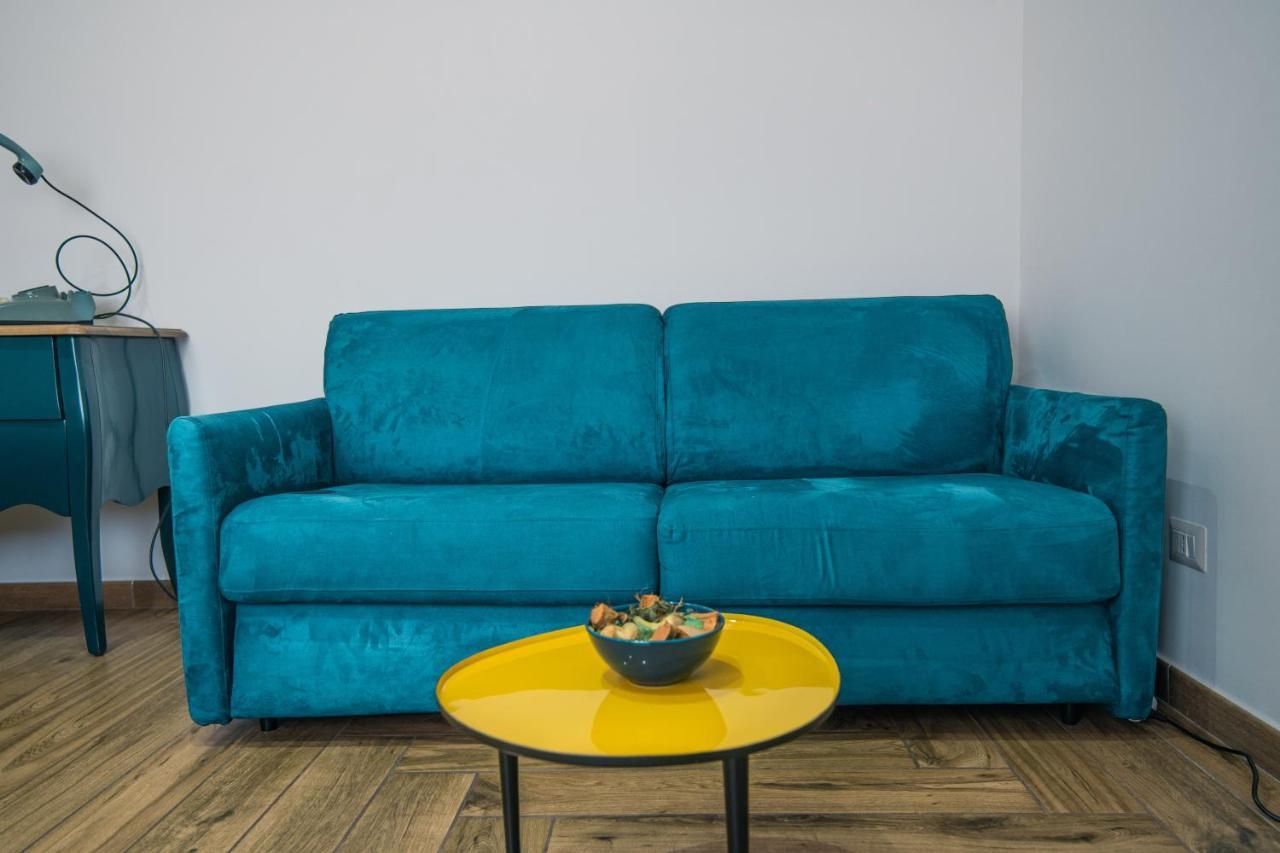 Hub Ferroviario - 12 Posti Letto Per Il Tuo Gruppo A Napoli Con Wifi E Netflix Bed & Breakfast Eksteriør bilde