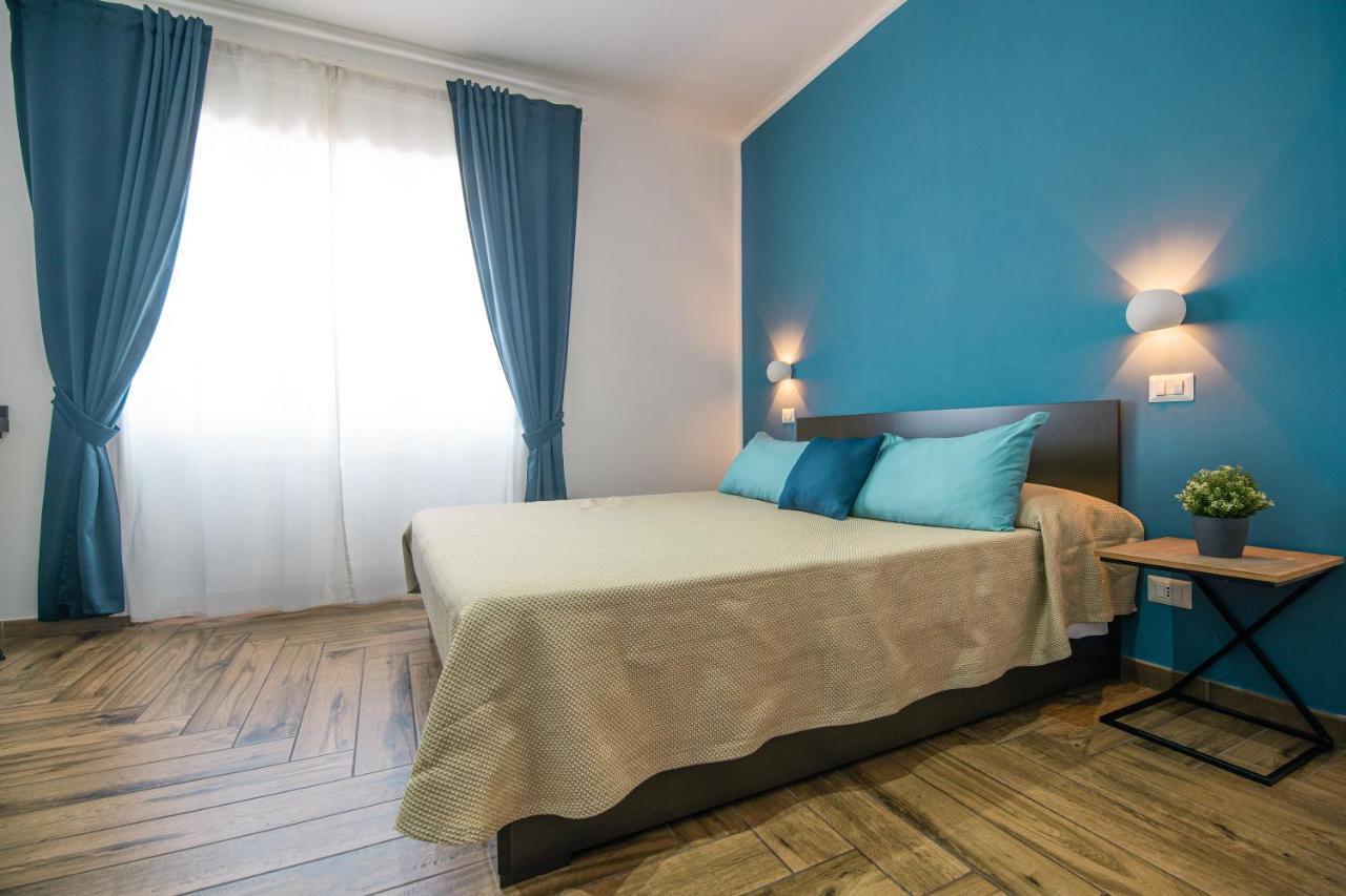 Hub Ferroviario - 12 Posti Letto Per Il Tuo Gruppo A Napoli Con Wifi E Netflix Bed & Breakfast Eksteriør bilde