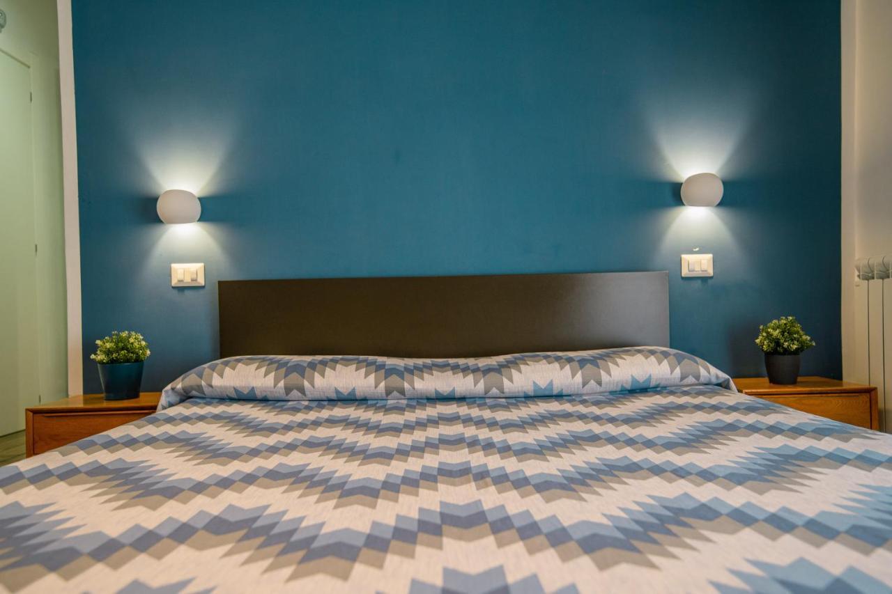 Hub Ferroviario - 12 Posti Letto Per Il Tuo Gruppo A Napoli Con Wifi E Netflix Bed & Breakfast Eksteriør bilde