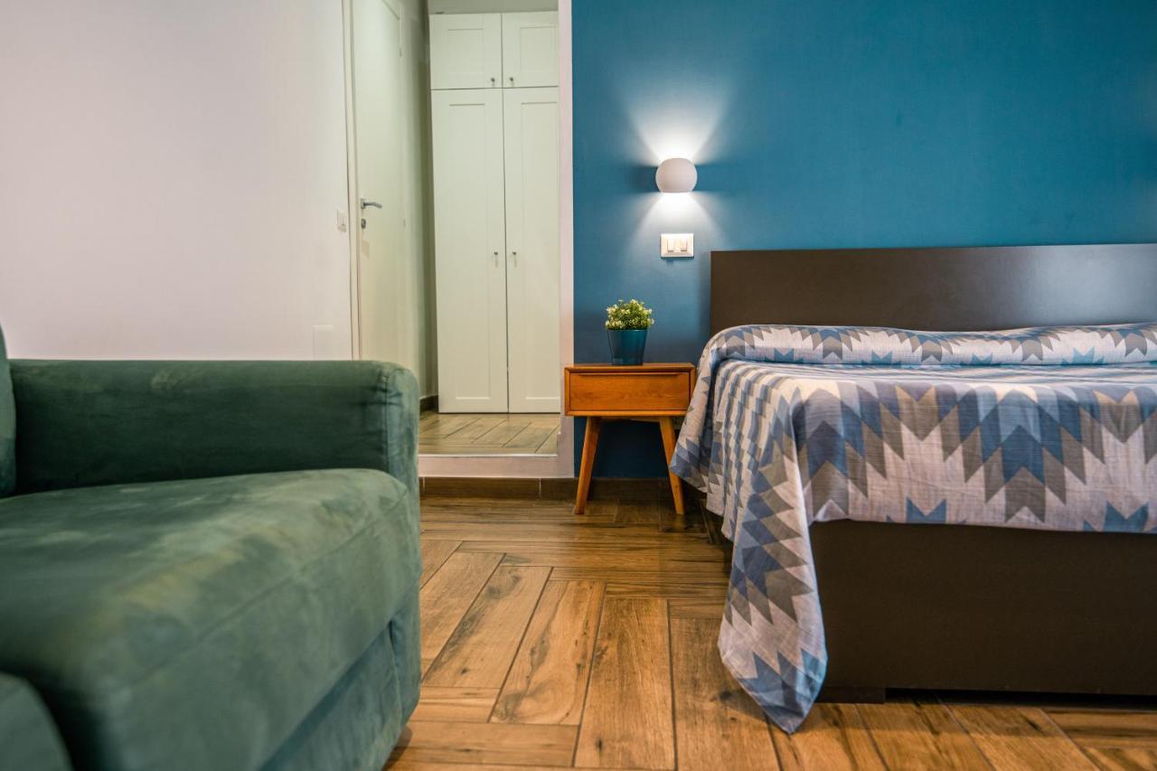Hub Ferroviario - 12 Posti Letto Per Il Tuo Gruppo A Napoli Con Wifi E Netflix Bed & Breakfast Eksteriør bilde